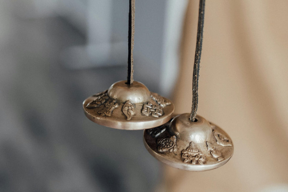 Om Mani Padme Hum: Meaning, Translation, and the Power of Om – Mindful ...