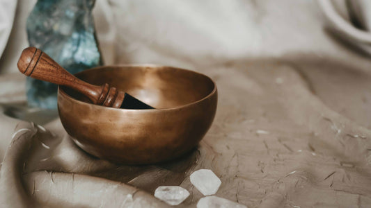 Crystal vs metal singing bowls